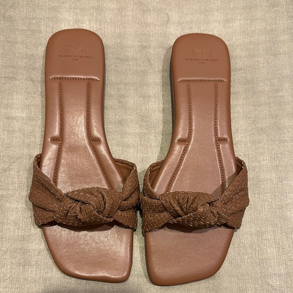 NWOT - Marc Fisher Brown Knotted Sandals